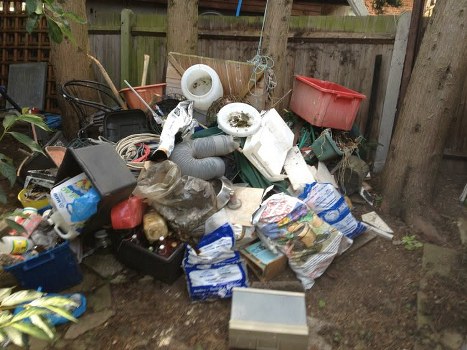 Eco-friendly waste disposal process during loft clearance